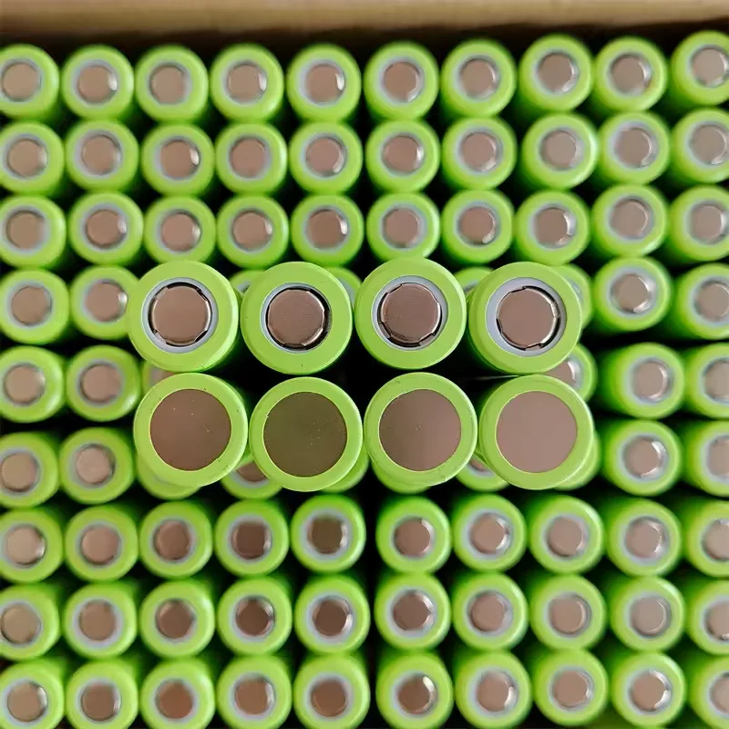 High Power 21700 4000 mAh Lithium Ion Rechargeable Batteries 10C Max Discharge for Home Appliances