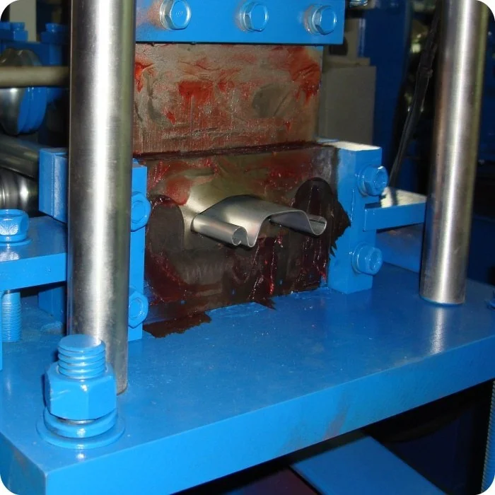Shutter guide rails channel making machine roller shutter door slat side guide roll forming machine