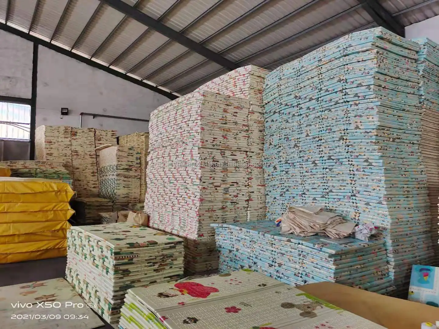 200cm*180cm XPE Baby Play Mat Toys for Children Safety Rug Playmat Developing Mat Baby Room Crawling Pad Folding Mat Baby Carpet