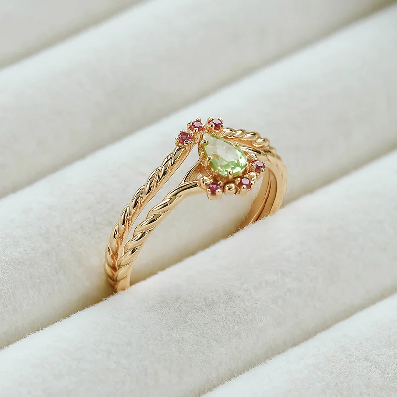 Japanese 925 Sterling Silver 14K Gold Plated Pear Shaped Natural Peridot Red Corundum Twist Stackable Ring Set