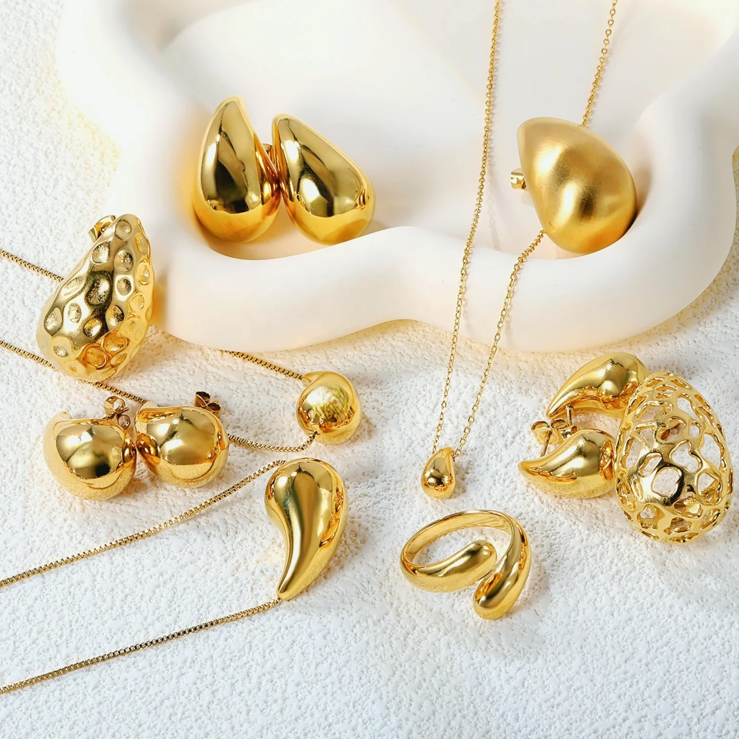 Delicate Water Drop Pendant Necklaces Stainless Steel Fashion Waterproof Jewelry Sets Chunky Tear Water Drop Earrings For Women