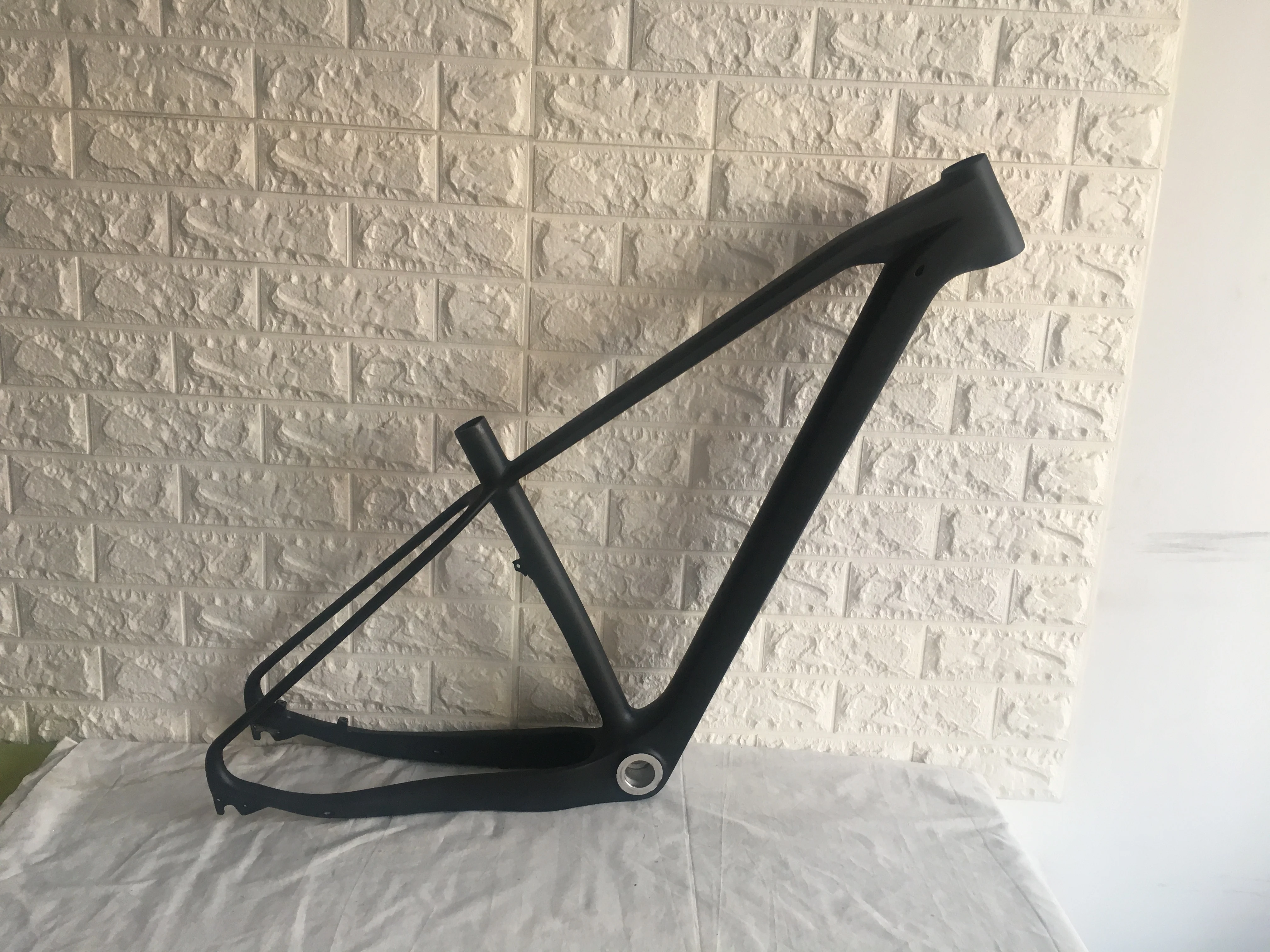 29er 142x12 thru axle MTB XC T800 carbon bike frame