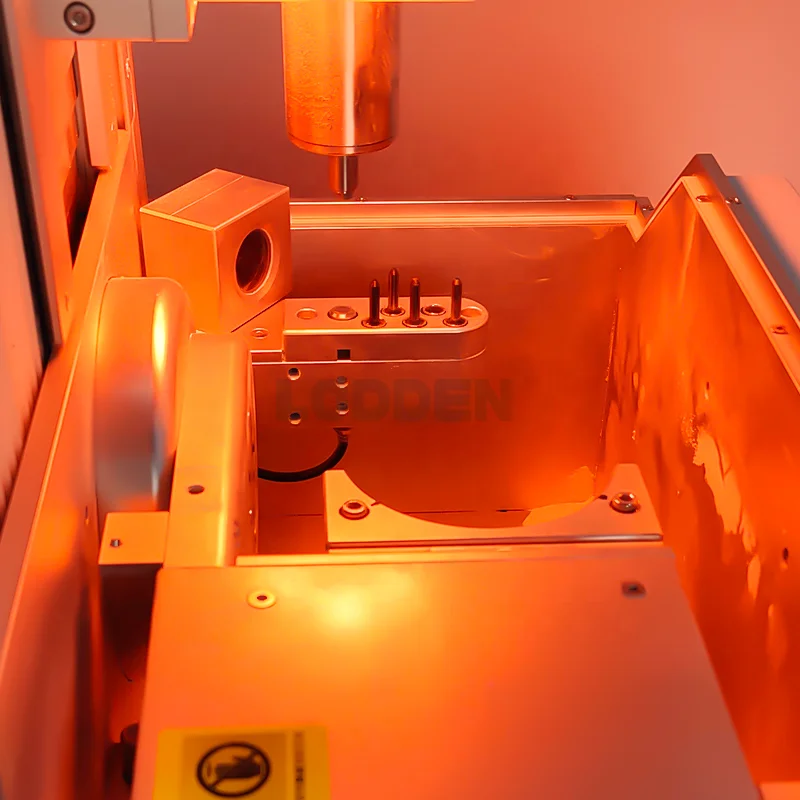 Dental Products Electrical Zirconia Dry Milling Lodden D11 5-Axis Synchronized Dental Milling Machine For Dental Lab