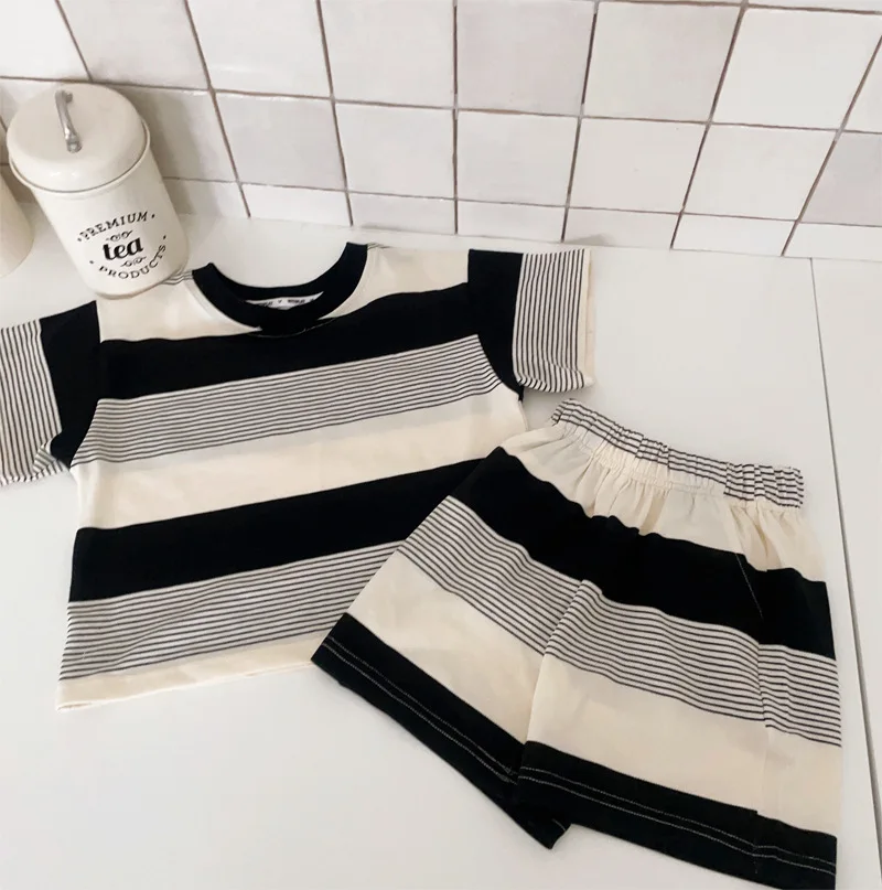 Parent-child outfit family pack boys and girls fashion style striped suit