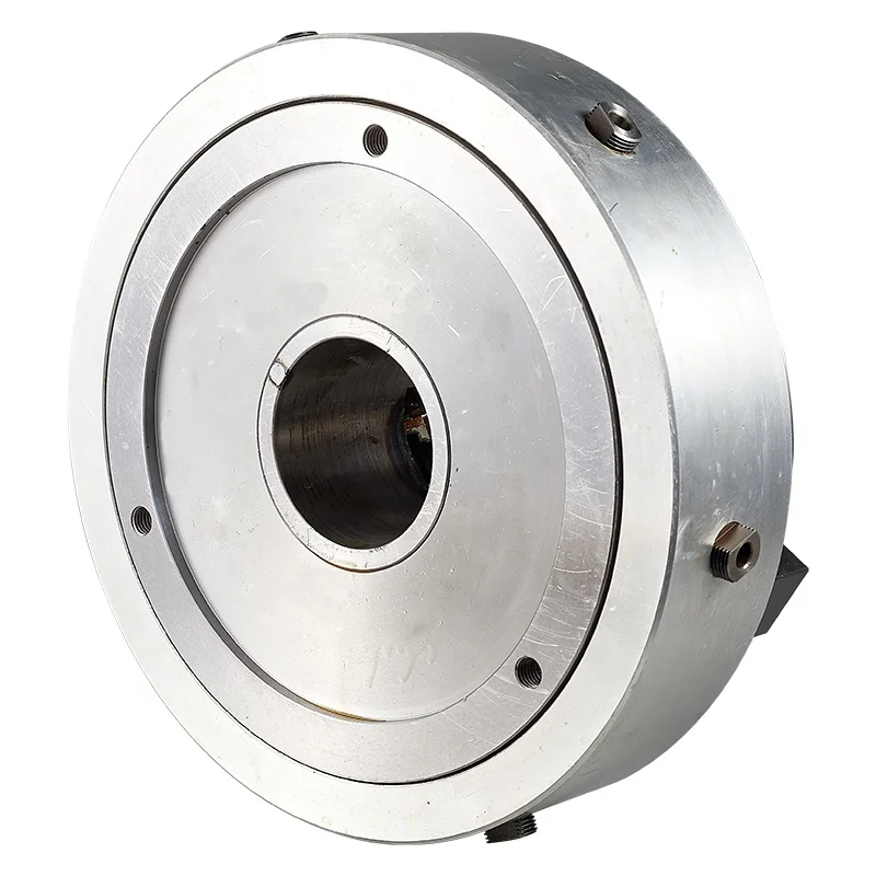 Высокоскоростной пневматический патрон с передним креплением