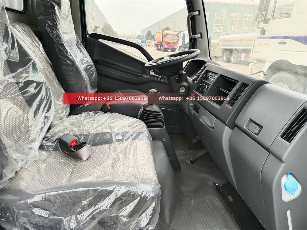 Однорядный бортовой грузовик HFC1040L3K 92HP двигатель Euro 2 небольшой легкий грузовой для продажи
