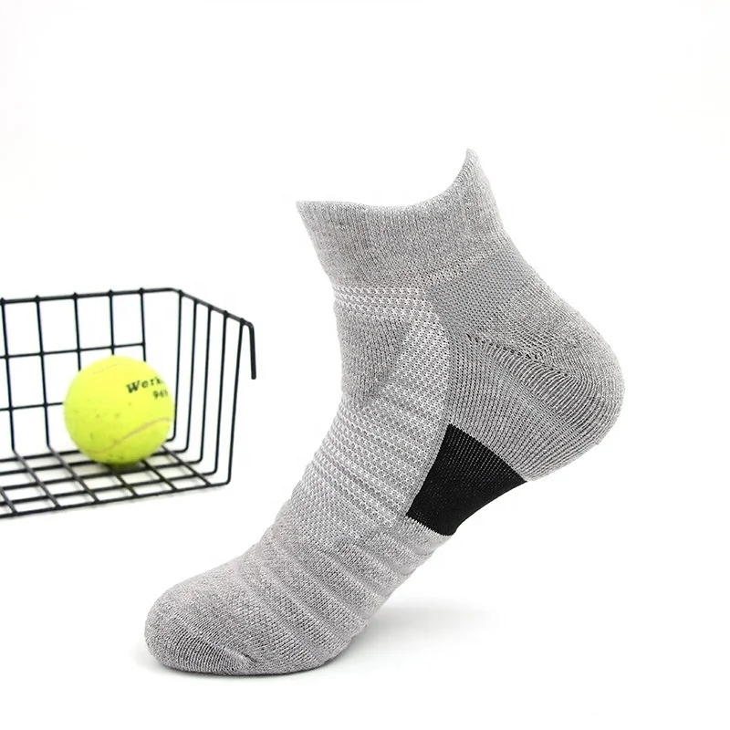 Profession Cheap Ankle Breathable Sweat Absorption  Running Athletic Sport Socks for Men
