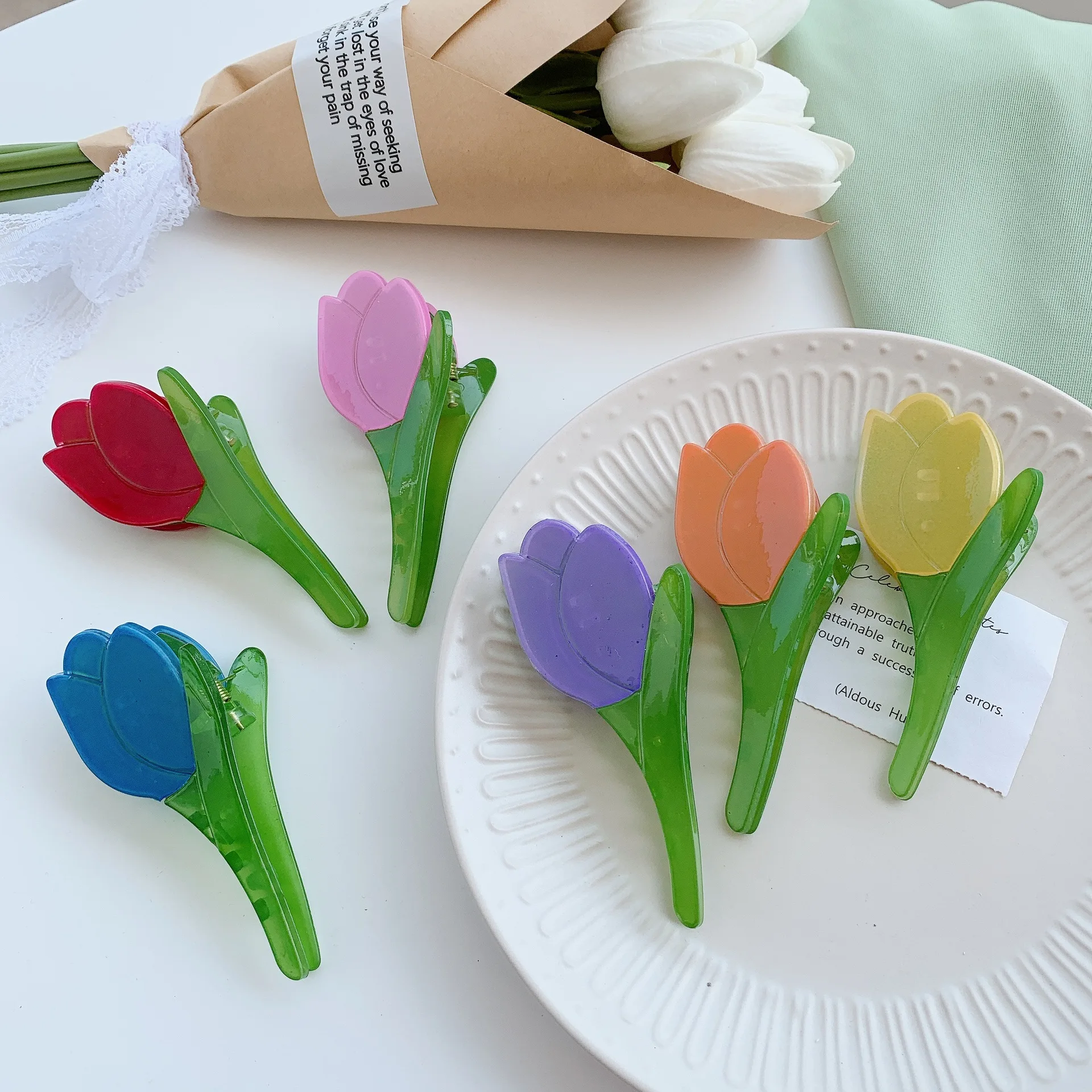 GIRLIZE Wholesale Korean Fashion 10cm Fancy Color Large Plastic Tulips Flower Hair Claw Clip Hair Accessories For Women 2022