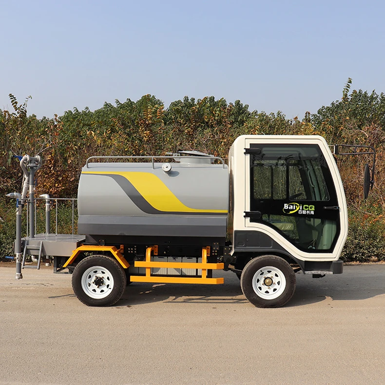 Bayi-X20  Factory Sell 4*2 Mini Small  Water Spray Sprinkler Tank Truck Wholesale For Easy Water Sprays