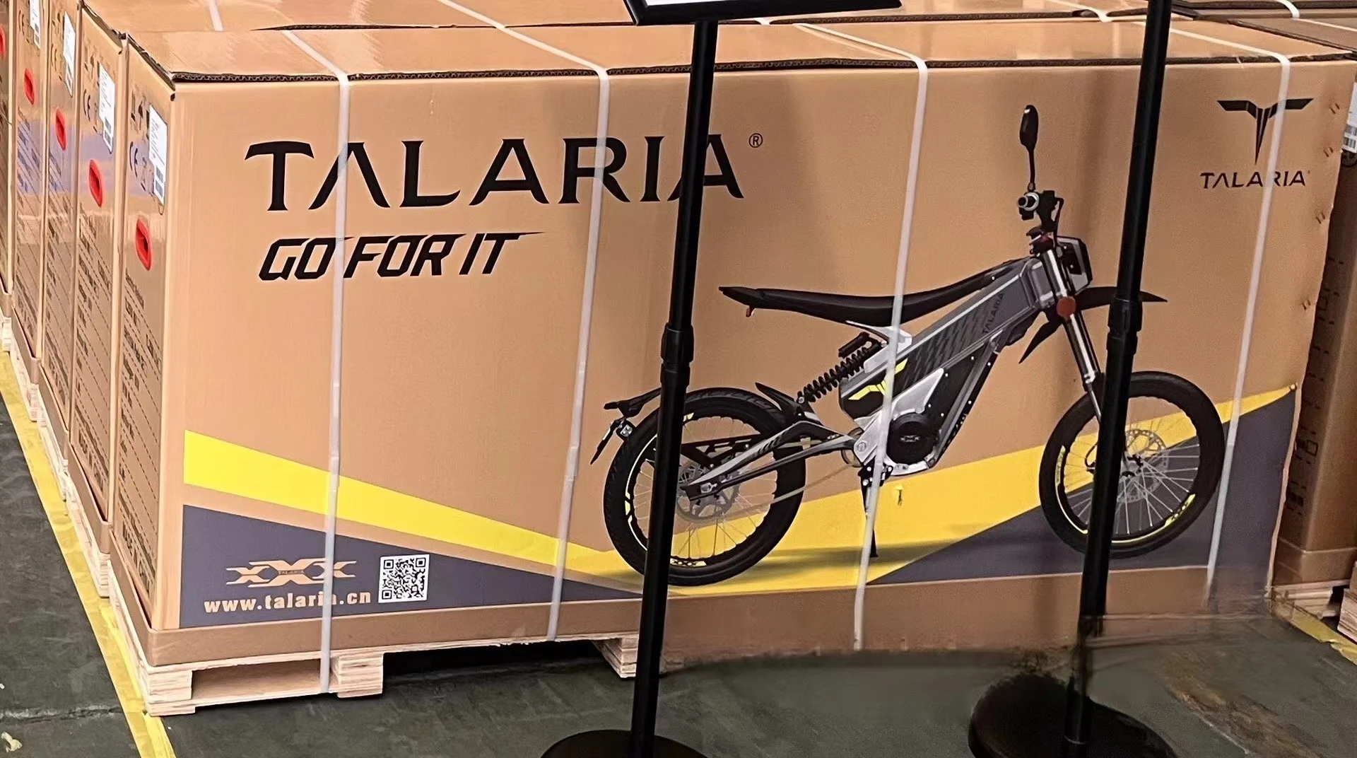 Electric Dirt Bike High Speed Fast Off Road EBike For Sale 2024Talaria TL2500 XXX New Release 60V 40AH 5KW