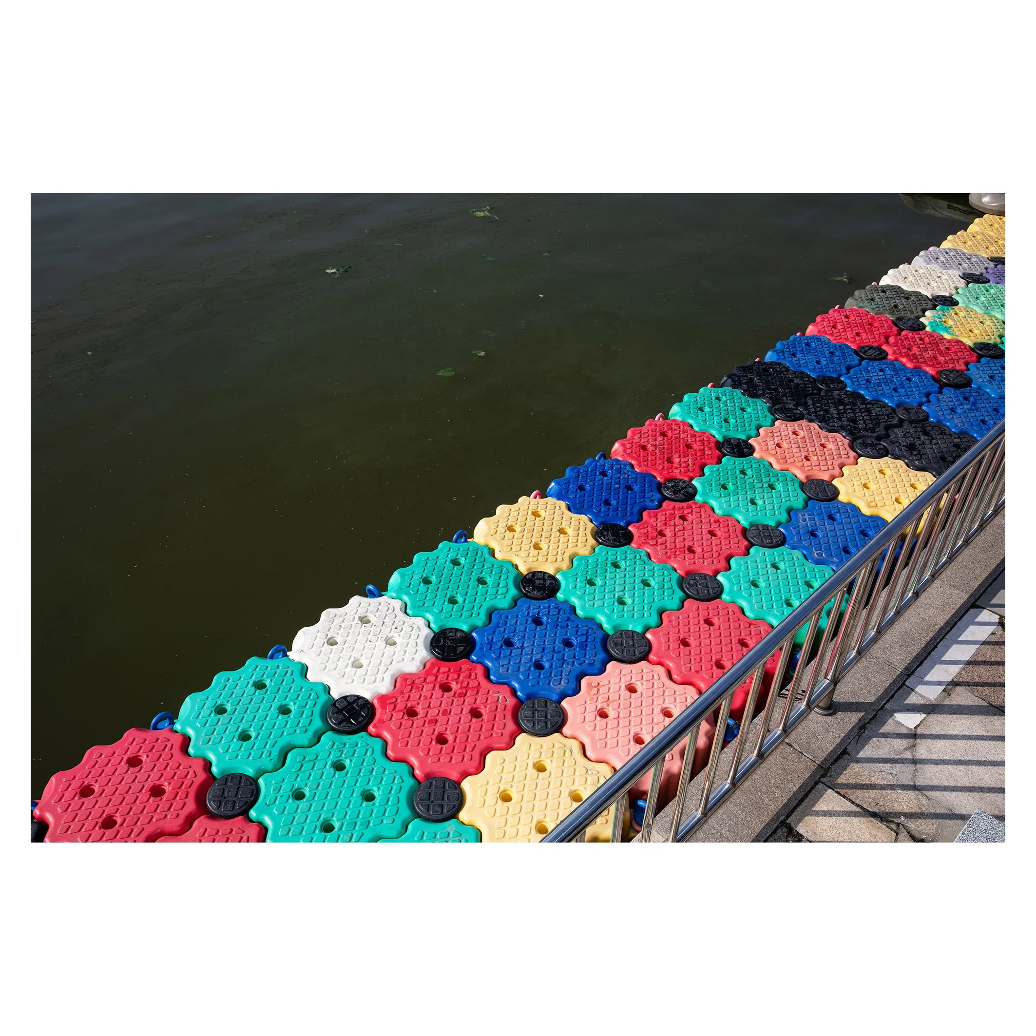 Roto-molded Floating Dock Modular Floating Pontoon Dock Blocks Modular Floating Pontoon customization color Floating Platforms
