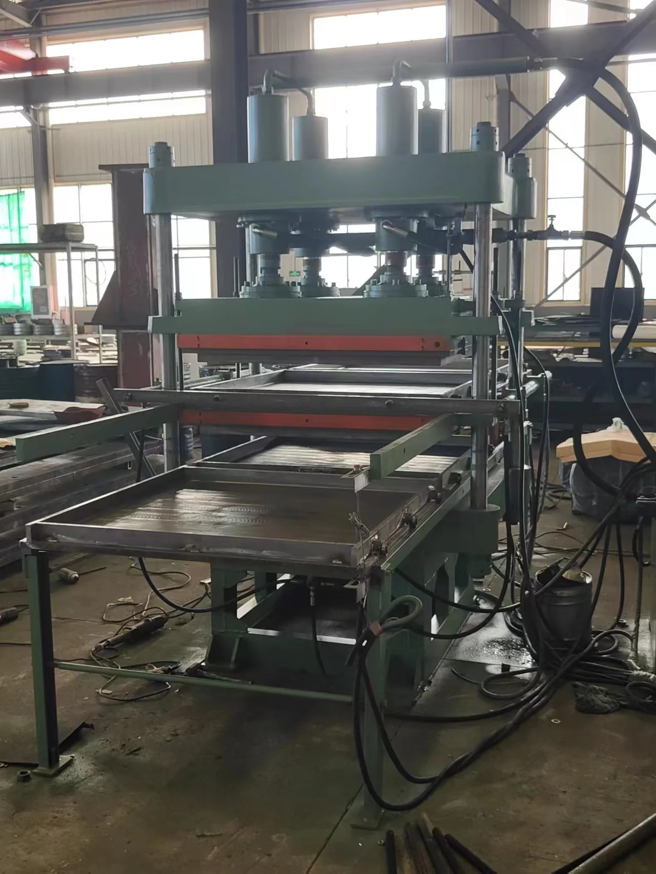 Rubber floor vulcanizing press rubber floor tile making machine rubber hydraulic curing press machine