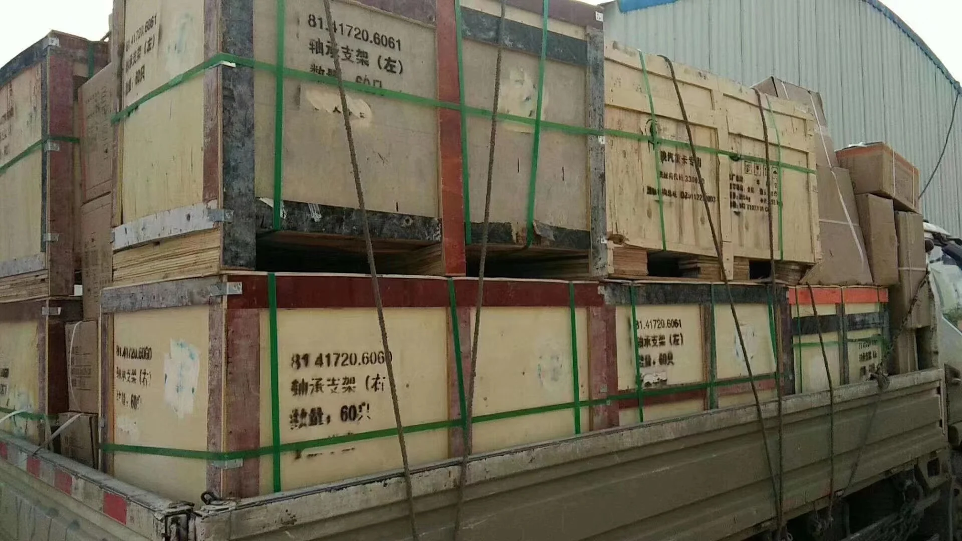 SHACMAN F3000 F2000 truck 400L aluminum alloy fuel tank  DZ9114552780 DZ9114552790