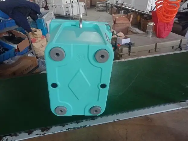 20QT Turquoise Cooler Box LLDPE Rotomolded and Ice Chest for Fishing Champing