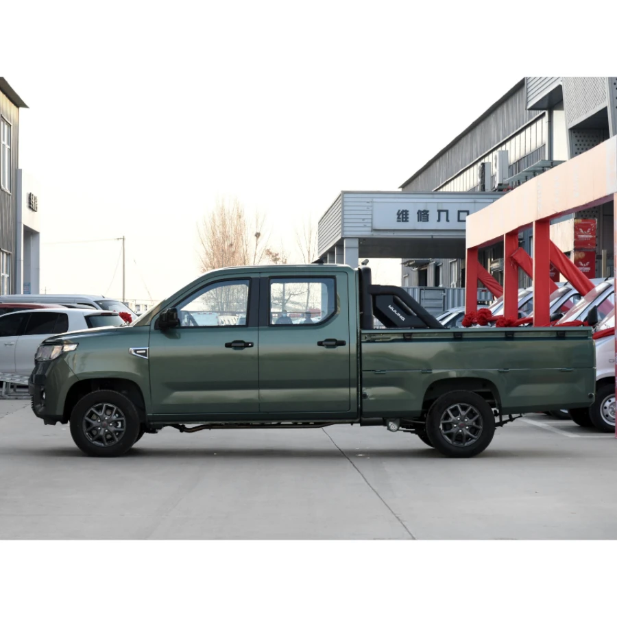 Gasoline pickup1.5L truck cargo pickup refueling truck fuel chinese 4x2 vehicle new cars for SAIC-GM Wuling Zhengtu