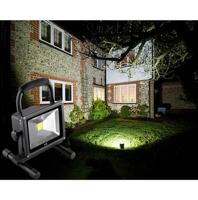 Waterproof 60W Halogen Equivalent Mobile Flood Lamp Portable 600lm 10W Rechargeable LED Work Light