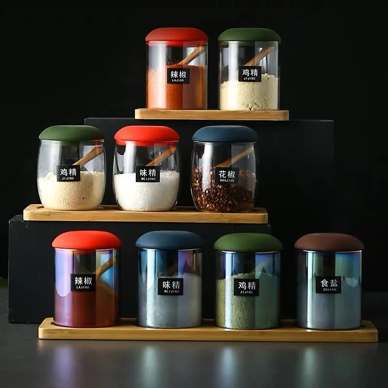 Набор стеклянных канистров и банок для специй с красочным силиконовым покрытием кухни