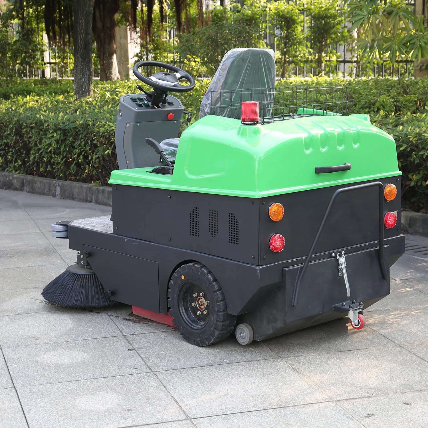 2023 New Design Commercial high-speed Seat floor sweeper brush high efficient work for all day DQS14 model washing floor machine