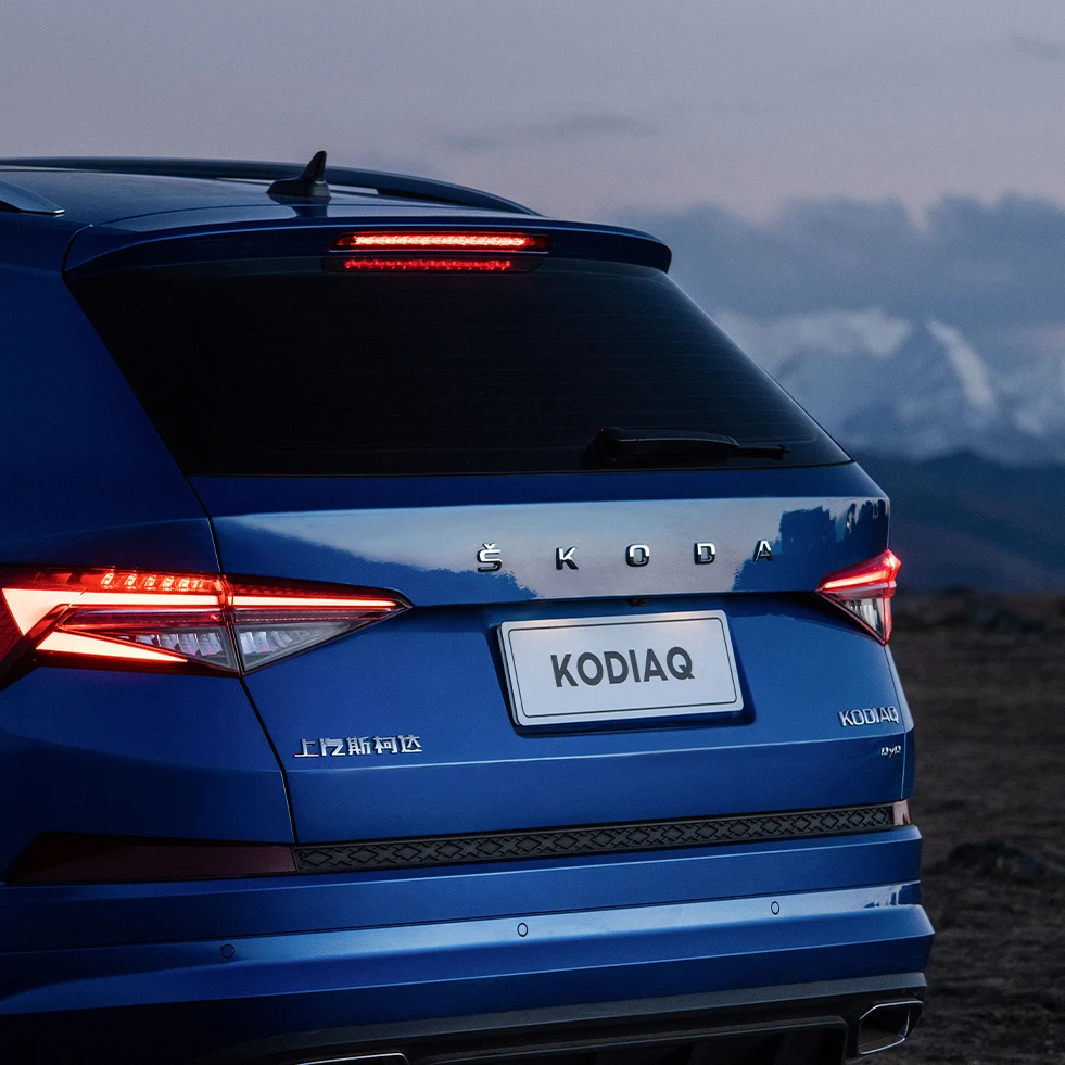 2023 новейшее издание автомобиль Skoda Kodiaq SAIC Vw Volkswagen внедорожник 4x4 автоматический левый привод 4WD 7 мест бензиновые подержанные автомобили для продажи