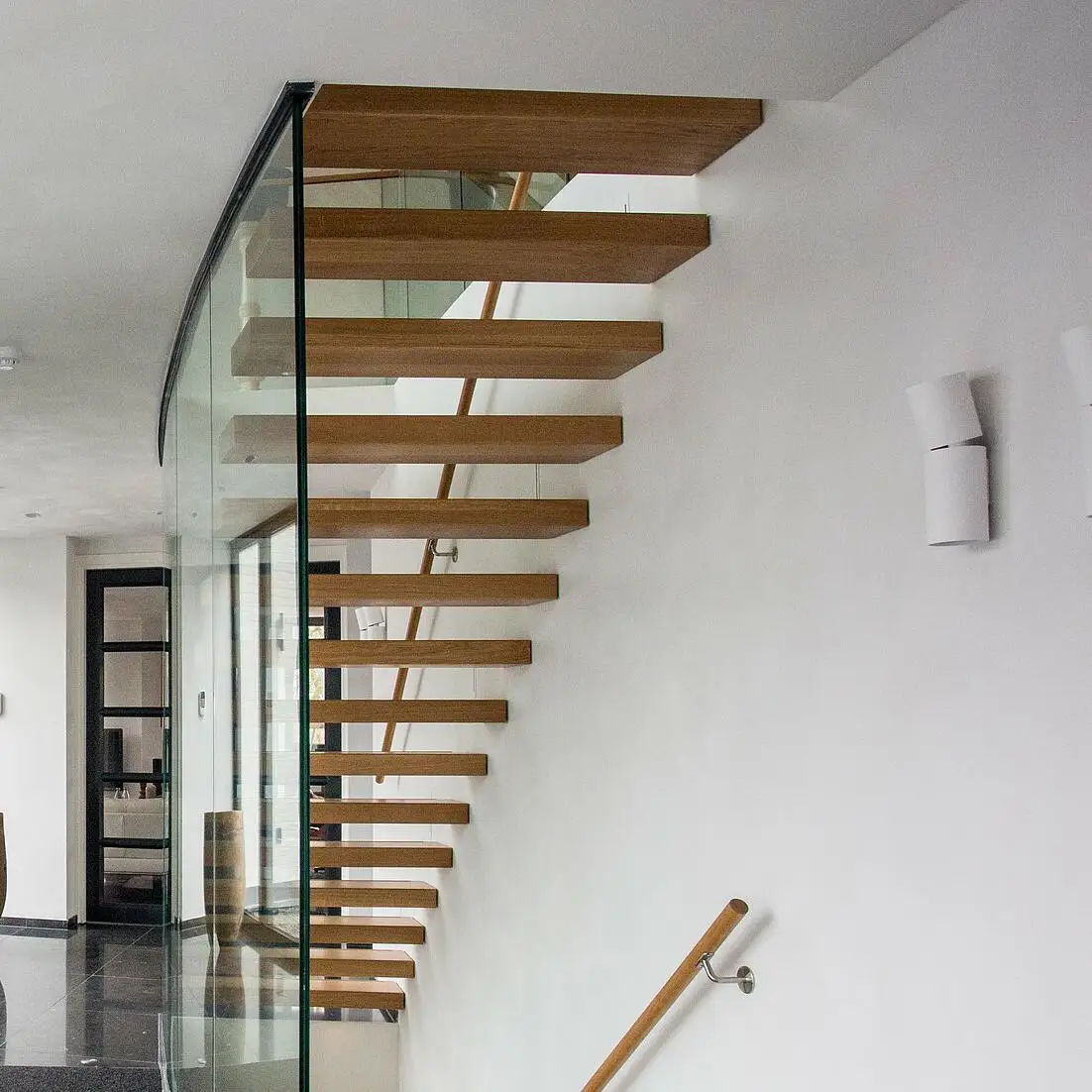 DB Modern Popular Style Apartment Carbon Steel or Stainless Steel304 Floating Stairs Beam Straight Stairs for America