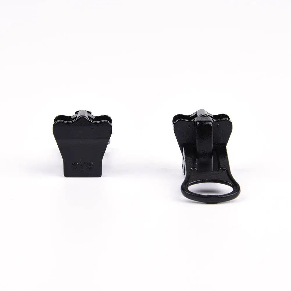 8# Big Puller Zippers Slider Custom Zinc Alloy Die Casting Zipper Slider for Garment Custom Zip Puller