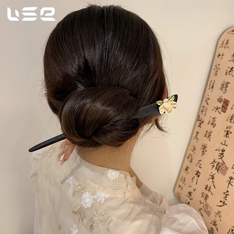 Chinese Style Vintage Simple Personalized Wood Hairpin with Flower Hair Accessories Wholesale for Women