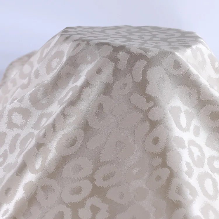 1865 Wholesale Polyester tiger leopard animal Jacquard Satin Pattern Slight Stretch Fabric For Dress Blouse Shirts