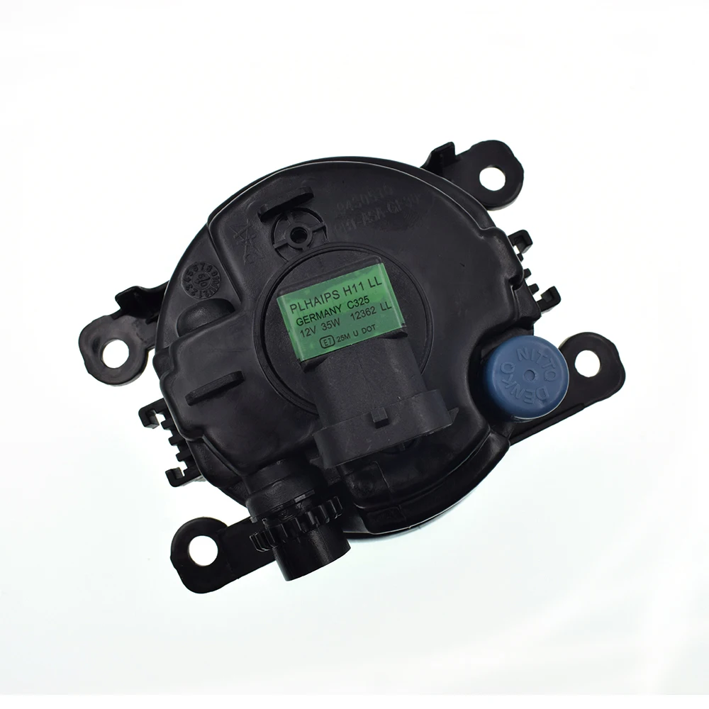 Front Fog Lamp Assy For Mitsubishi L200 Triton A03A MN142091 8321A429 8321A365 8321A097