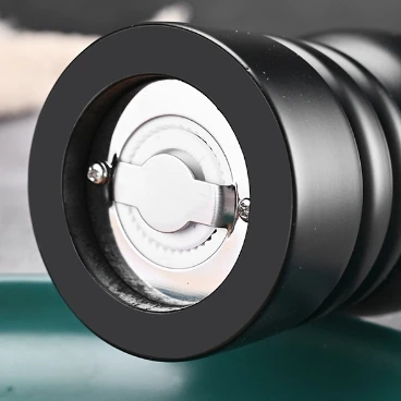 Wholesale price 8-inch black PU paint pepper grinder kitchen household rose salt pepper black pepper mill seasoning bottle