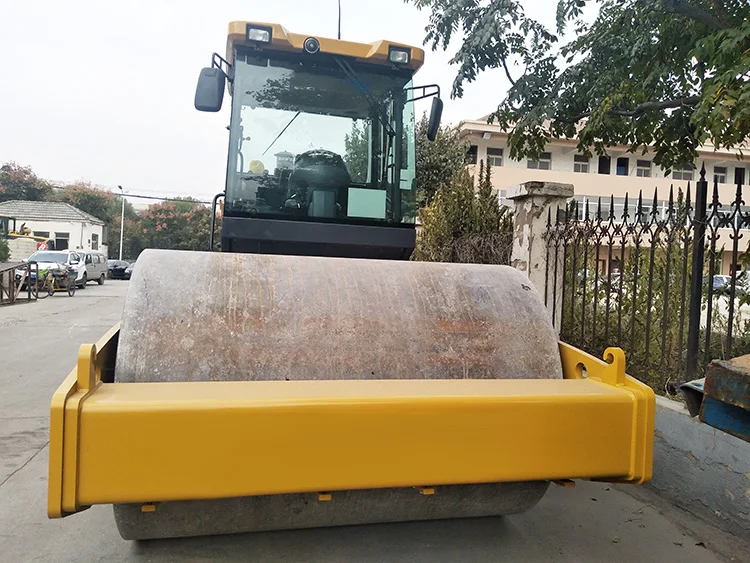 Single Drum Roller XS143J 14Ton Vibratory Compactor Road Roller with sheep foot price