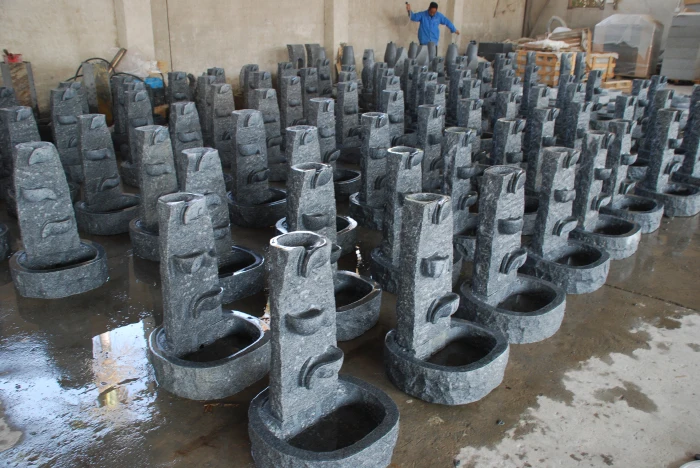Speckled Stacked Natural Granite Polished Fountain for Garden Outdoor Landscape