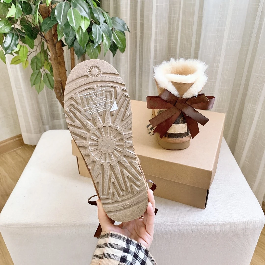 2021 Winter New Design Uggging Hairy Sexy Women Snow Boots Fashion Winter Snow Boots Women Ankle Snow Boots