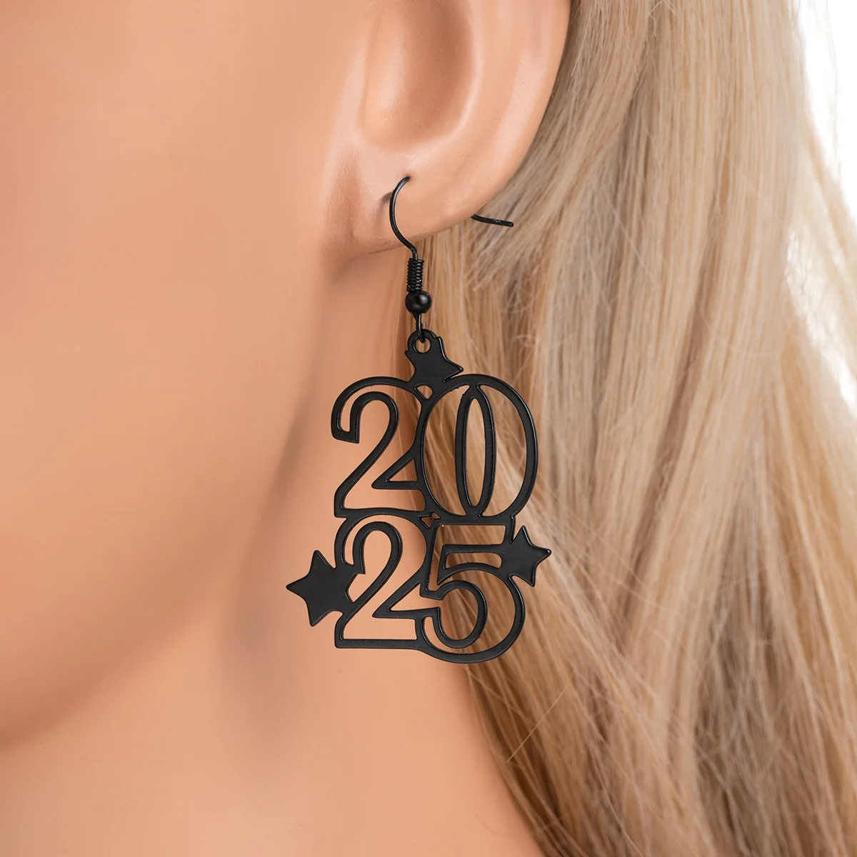 Creative Number 2025 Dangle Earrings for Women Metal Figure Earring Fashion Jewelry Souvenir Accessories New Year Gift