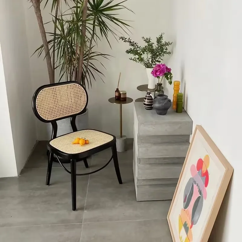 High-Grade Retro Solid Wood Rattan Dining Chair Nordic Luxury Style for Hotels Restaurants Cafes  furniture