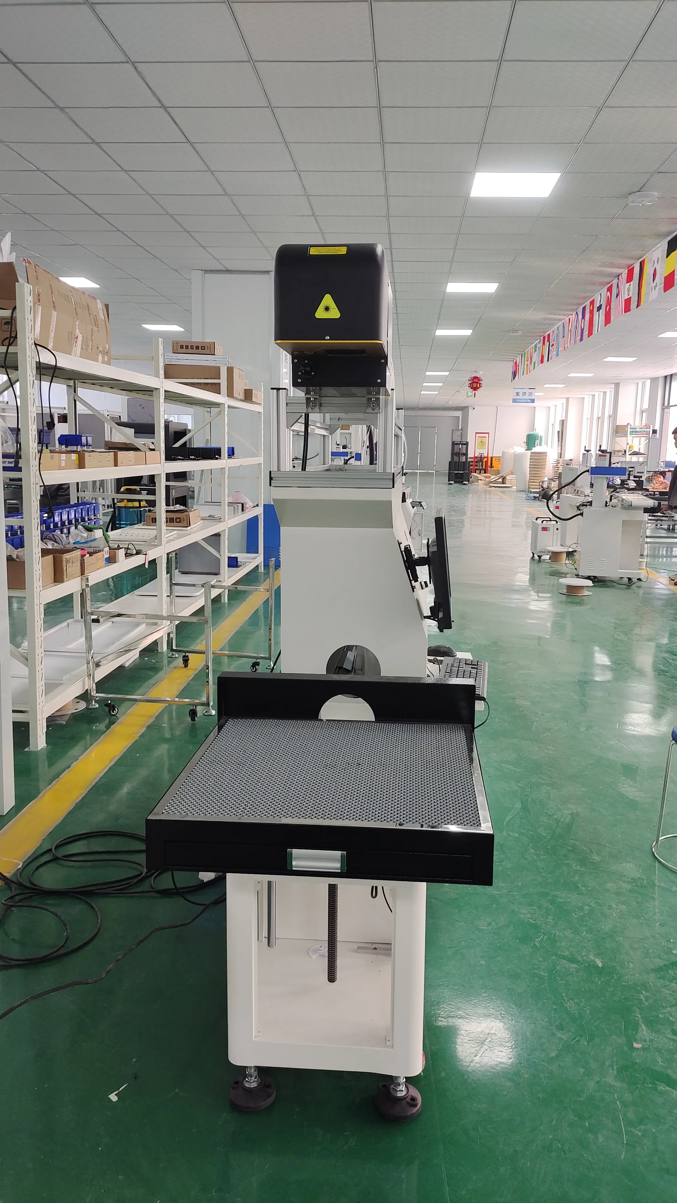 Co2 Laser Engraving Marker 100W Plwood Cloth Paper ceramic Marking Machine with 3D Dynamic focusing