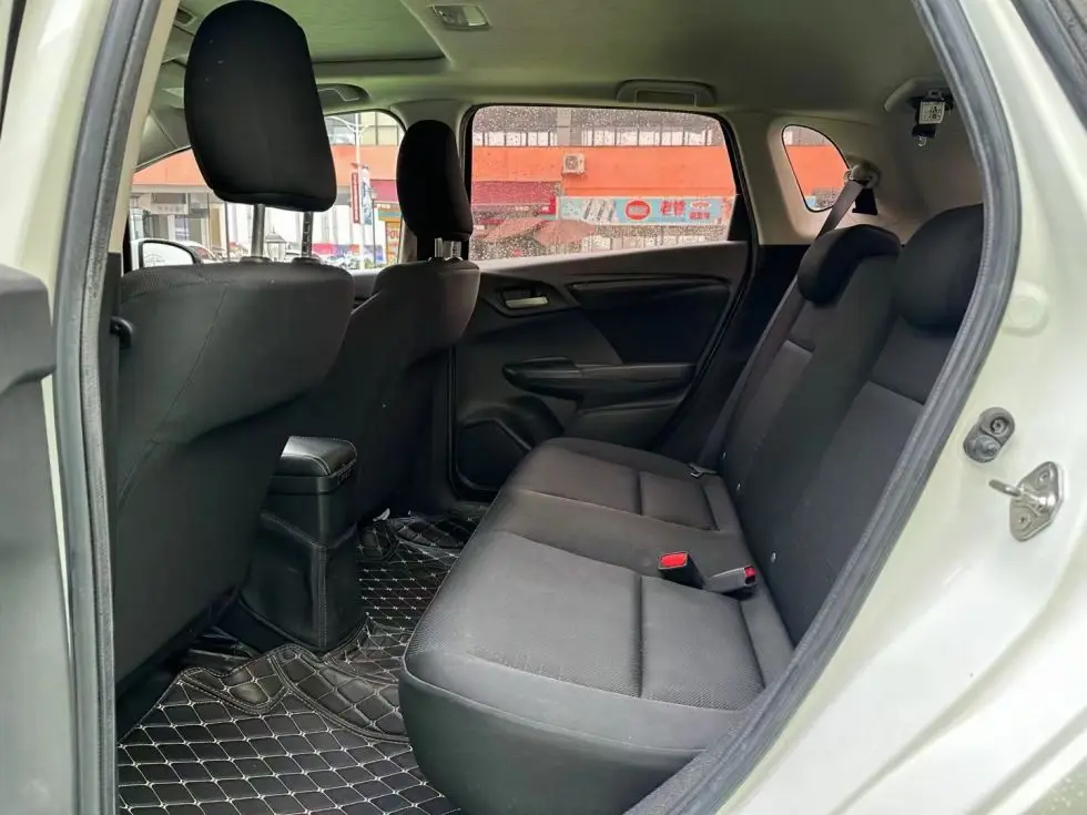 wholesale 2017 Honda Fit 1.5L CVT automotive taxi driving school online car-hailing cheap used cars