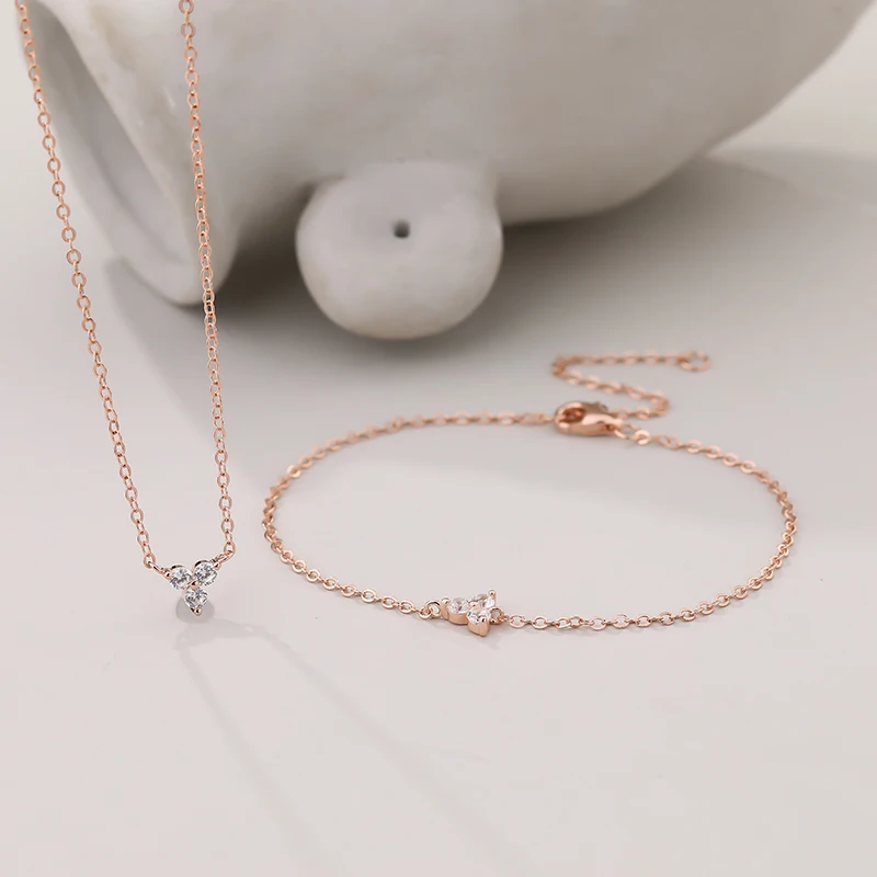Dainty Wholesale 925 Sterling Silver Fine Jewelry 18K Gold Plated 3 Zircon Stone Triangle Shape Pendant Necklace