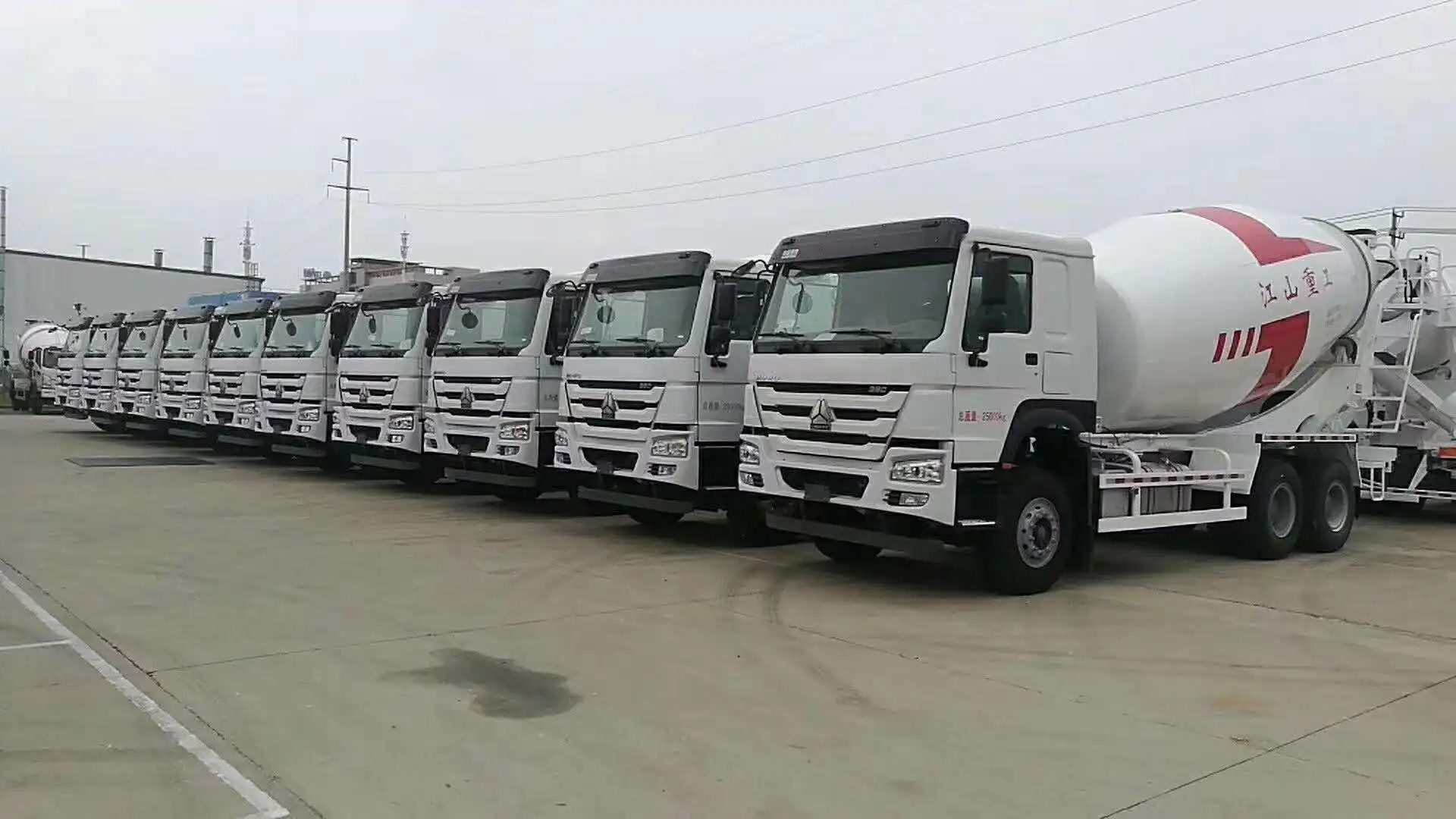  Китай Howo Sinotruk 6x4 поставка цемента б/у Бетономешалка для