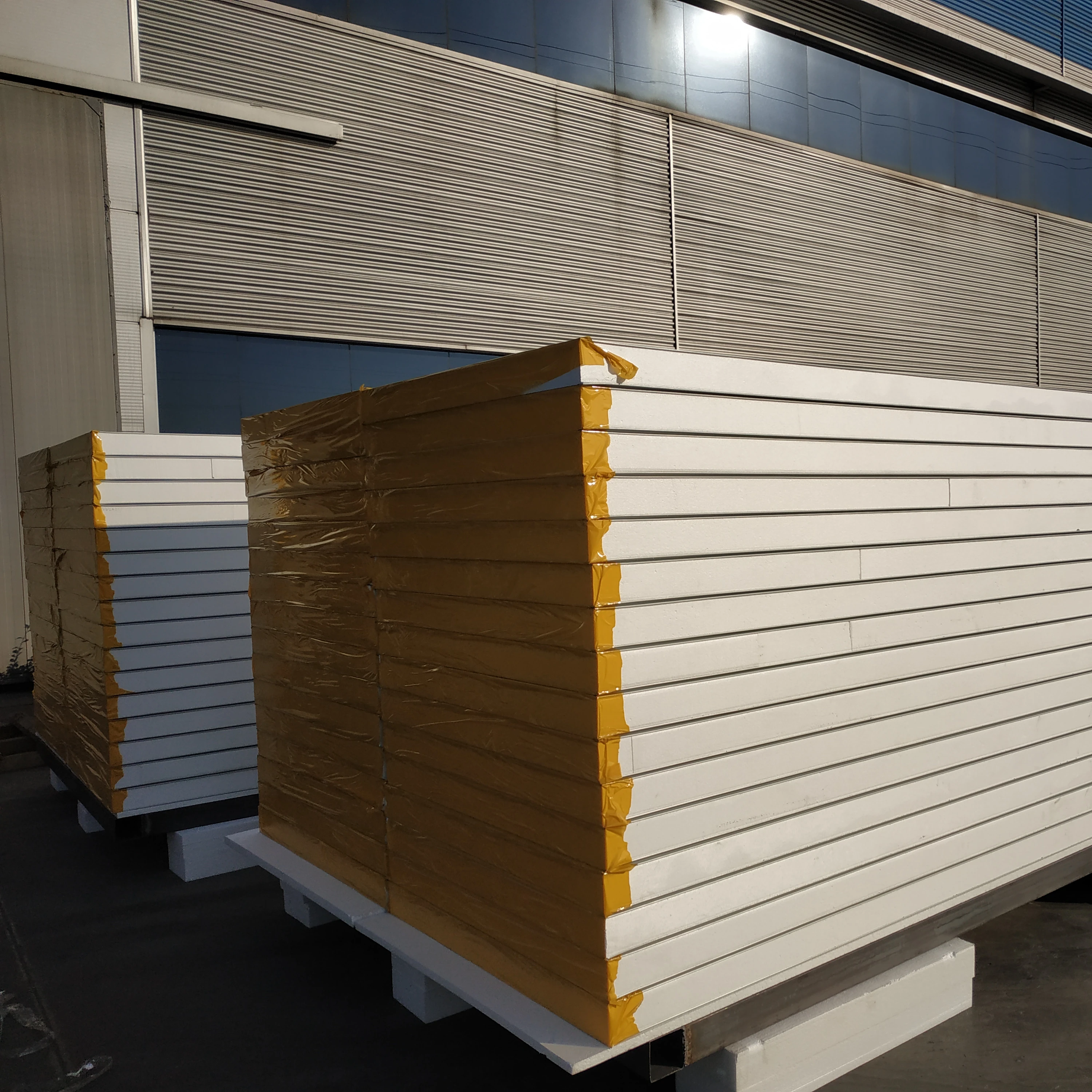 Easy installation best price Thermal insulation fireproof waterproof Eps cold room panels Sandwich wall Panel