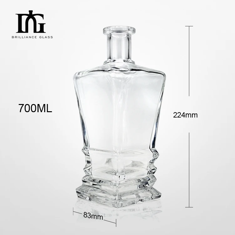 Unique Style Crystal Glass Liquor Whiskey Decanter With Lid for Alcohol Rum Wine Whiskey 700ml