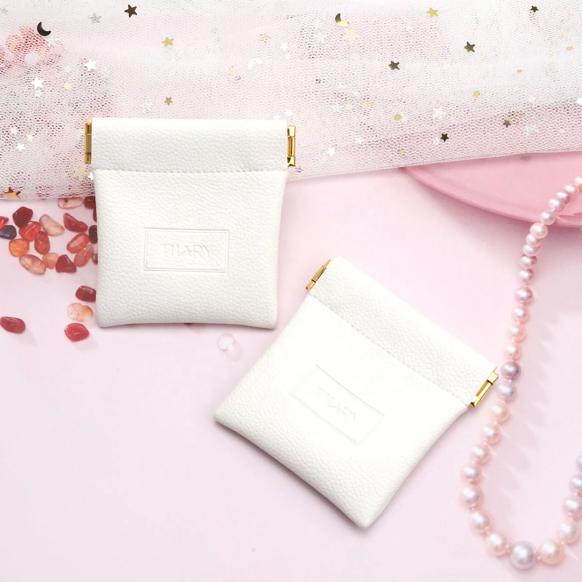 Custom Embossed Logo Small Leather Jewelry Pouch With Magnet White Pu Leather Earring Necklace Bracelet Jewelry Bag