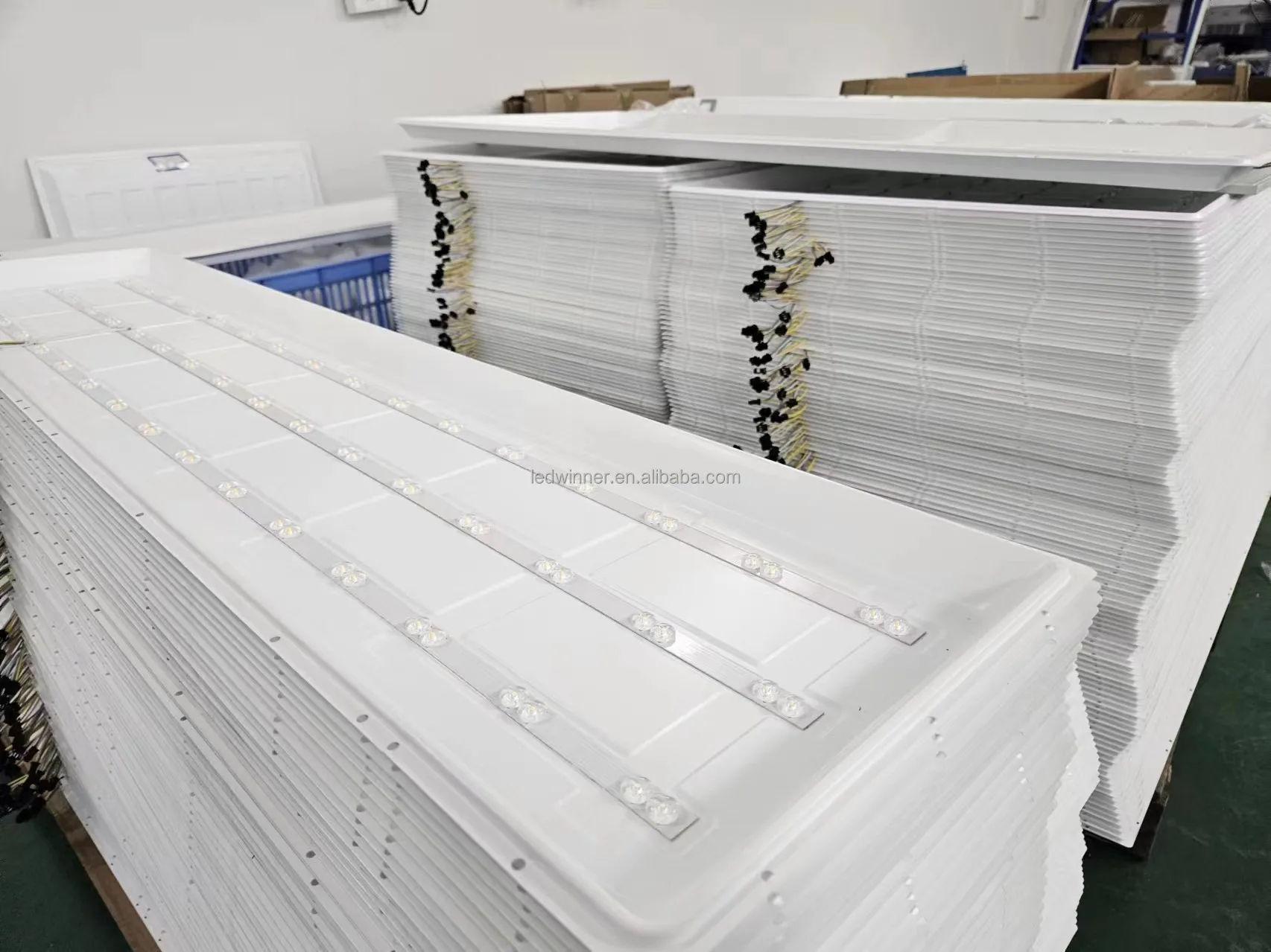 600x600 квадратная потолочная подсветка оптом продукт низкая цена панели 12 Вт светодиодный свет