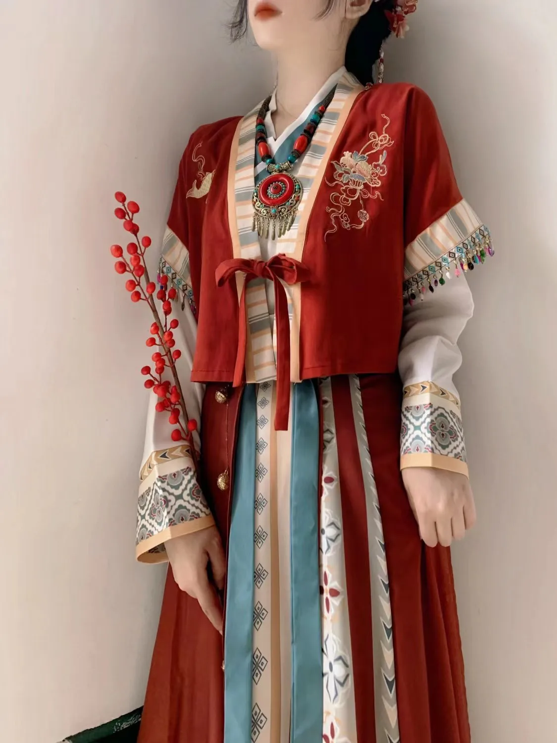 Original Tang Dynasty improved Hanfu female Tang Chinese wind Wei Jin system cross collar waist skirt