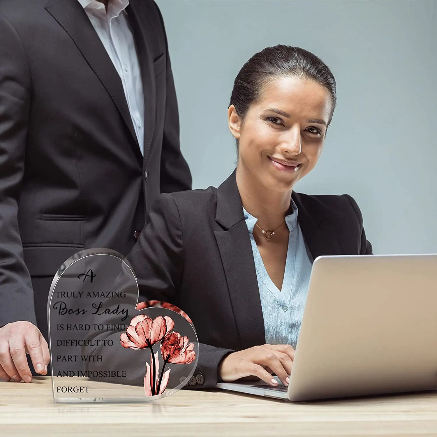 Acrylic Heart Boss Leaving Gifts Boss Appreciation Retirement Gift Paperweight Keepsake for Office Desk Birthday