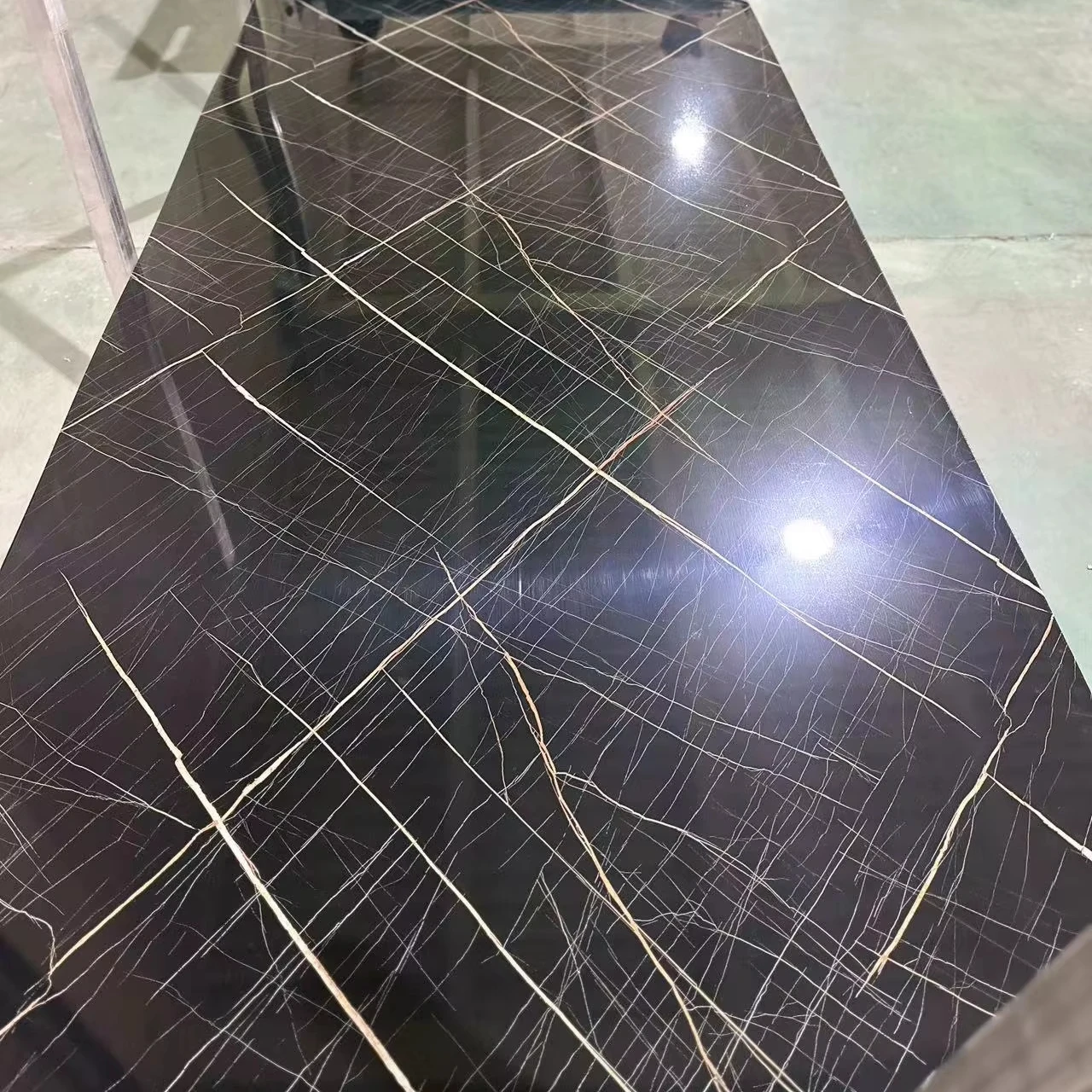 100% водонепроницаемый ПВХ мраморный лист глянцевый Ультрафиолетовый пластиковый настенный клей для установки только с плоской поверхностью огнеупорный современный дизайн