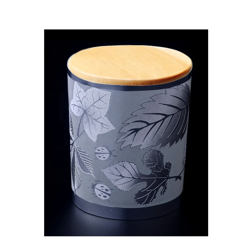 Customized luxury metal pattern decorate Candle container frosted glass candle jar with lid