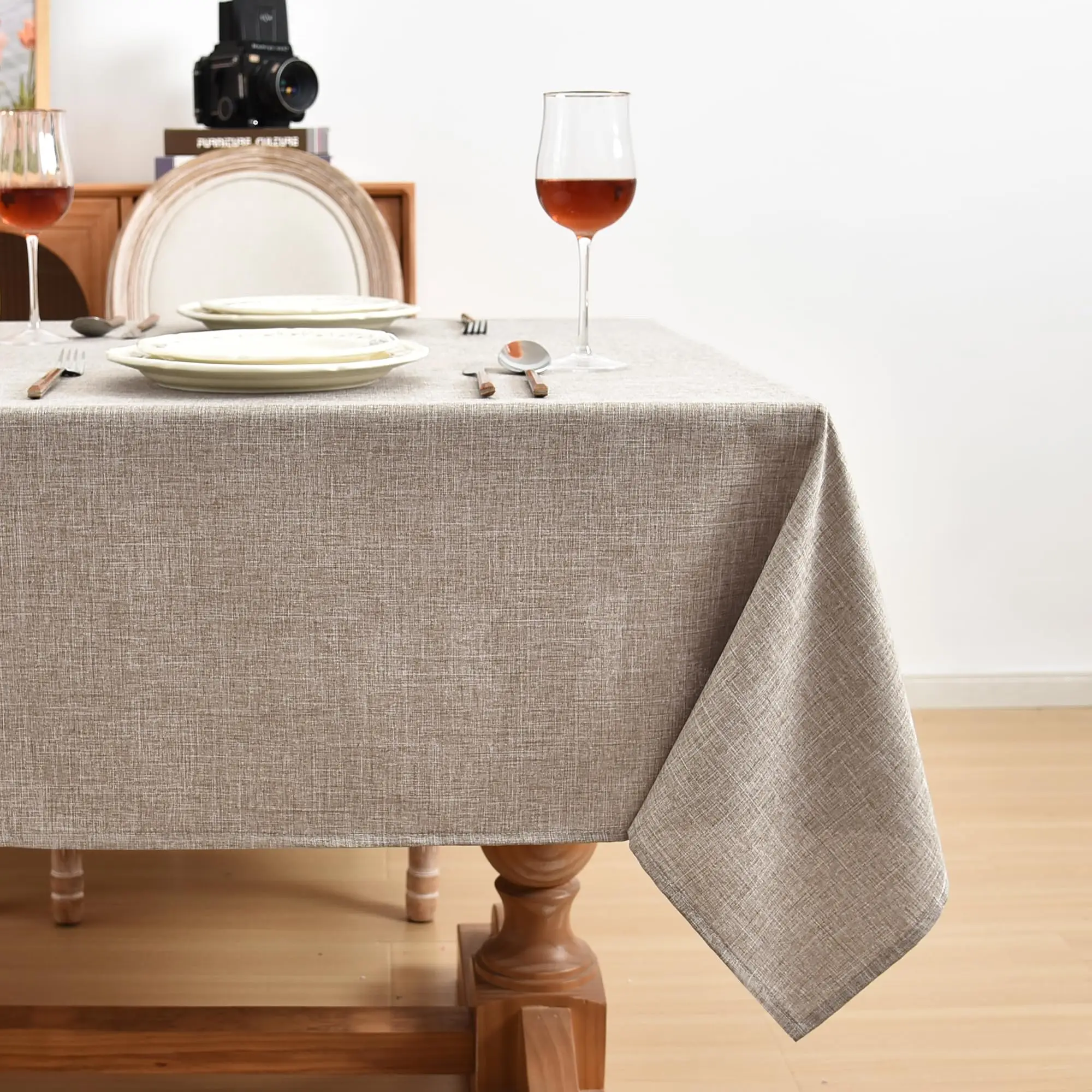 Hot Sale Easy to clean crease resistant linen texture beige round tablecloth for Banquet Party Outdoor