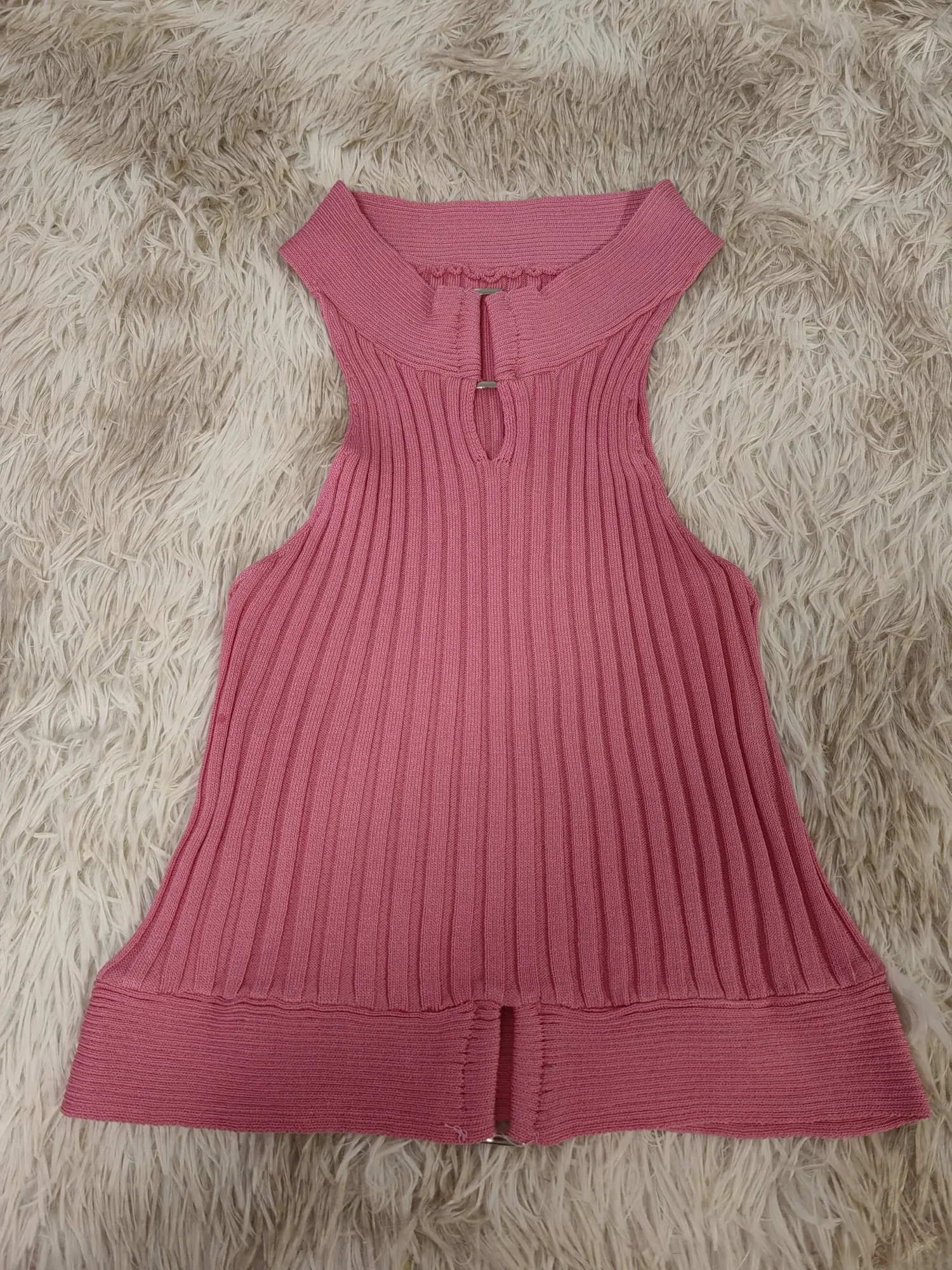 Hot girl hanging neck suspender vest female summer western K-pop chic design short slim tank top camisole