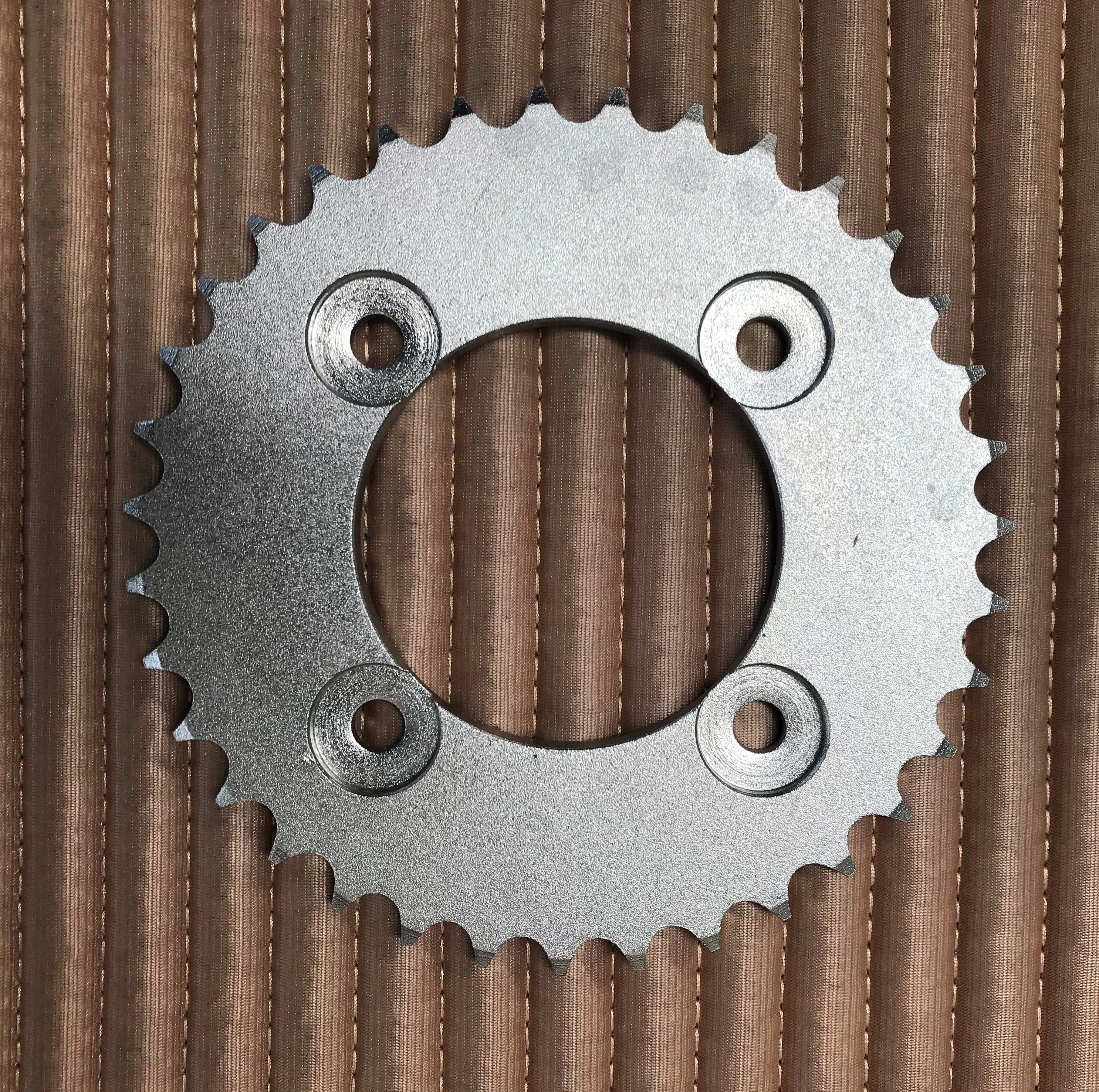 POP 100 (07-15) 35T motorcycle sprocket and chain sets OEM logo package