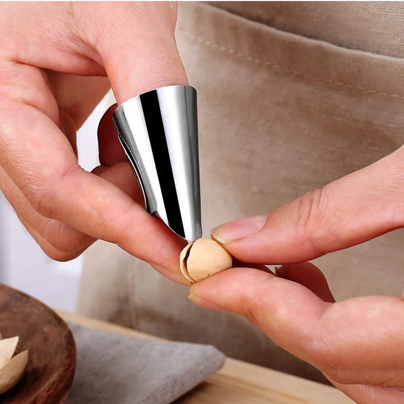 
Stainless Steel Finger Protectors Peanut Sheller Vegetable Nuts Peeling Finger Guard Kitchen Cutting Protection Tools 